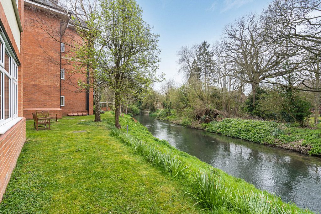 Additional image 2 of 2 bed flat for saleRiver View Terrace, Abingdon OX14
