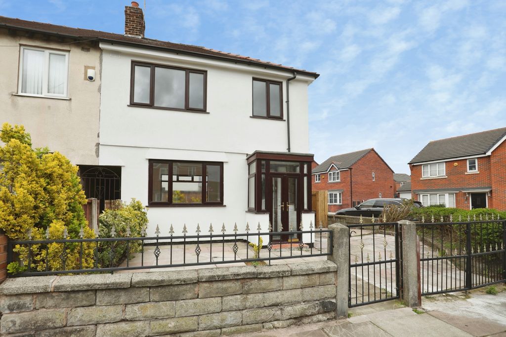 3 bed end terrace house for saleMonfa Road, Bootle L20 photo 2