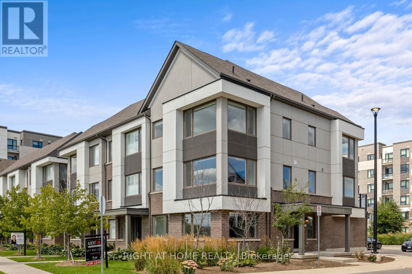 7 - 1125 LEGER WAY
