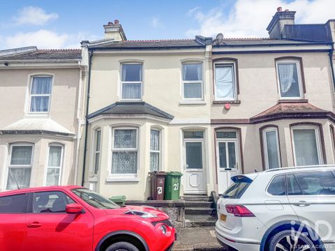 Ocean Street, Keyham, Plymouth, Devon, Close To Plymouth Dockyard PL2