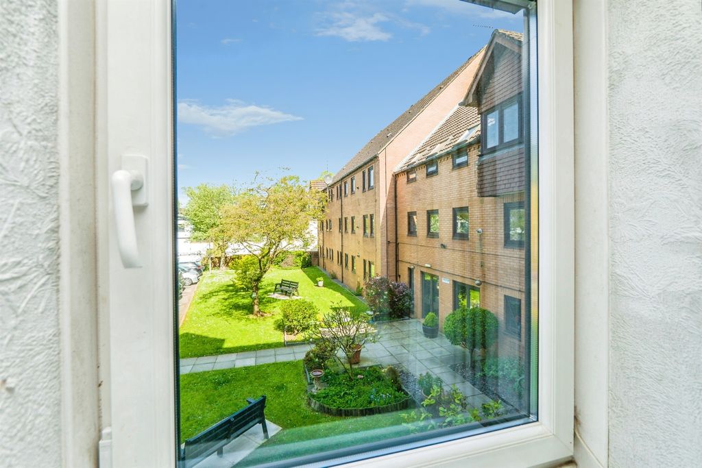 Additional image 18 of 2 bed flat for saleWordsworth Avenue, Roath, Cardiff CF24