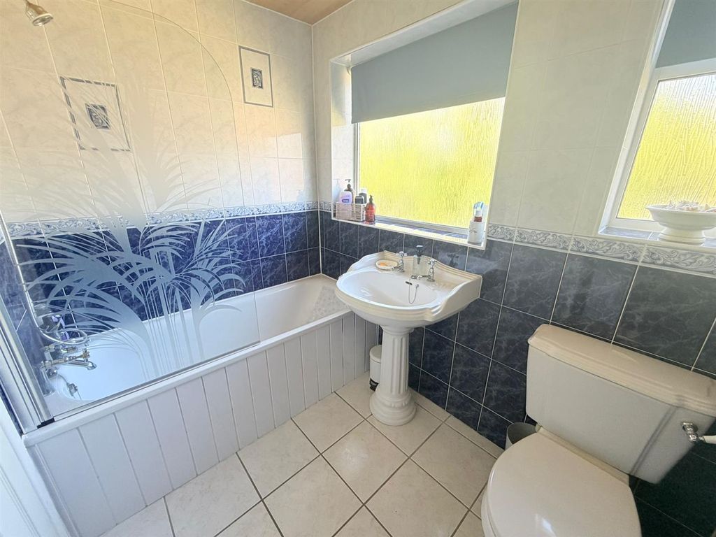 Additional image 20 of 5 bed detached house for saleWinchester Avenue, Ashton-Under-Lyne OL6