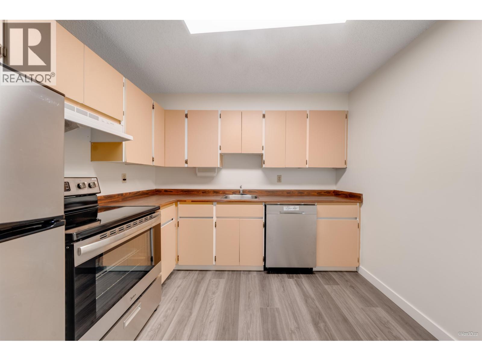506 6611 MINORU BOULEVARD
