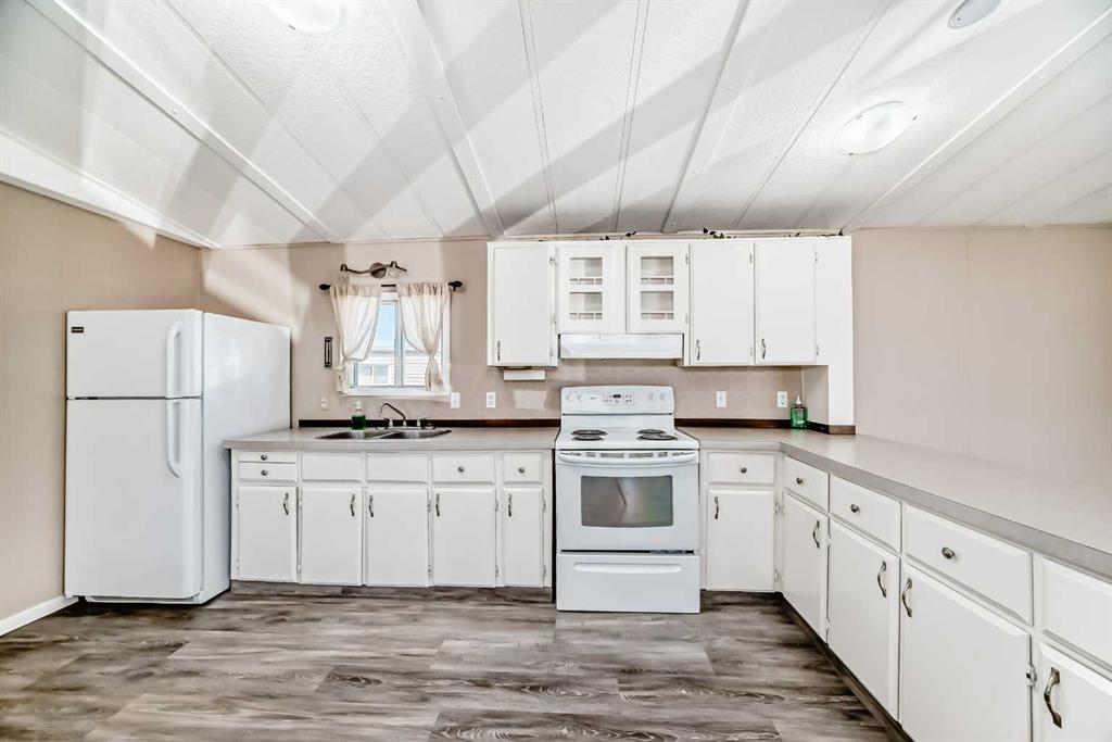 Additional image 4 of 10-1712 23 Street, Coaldale, AB, T1M1K5