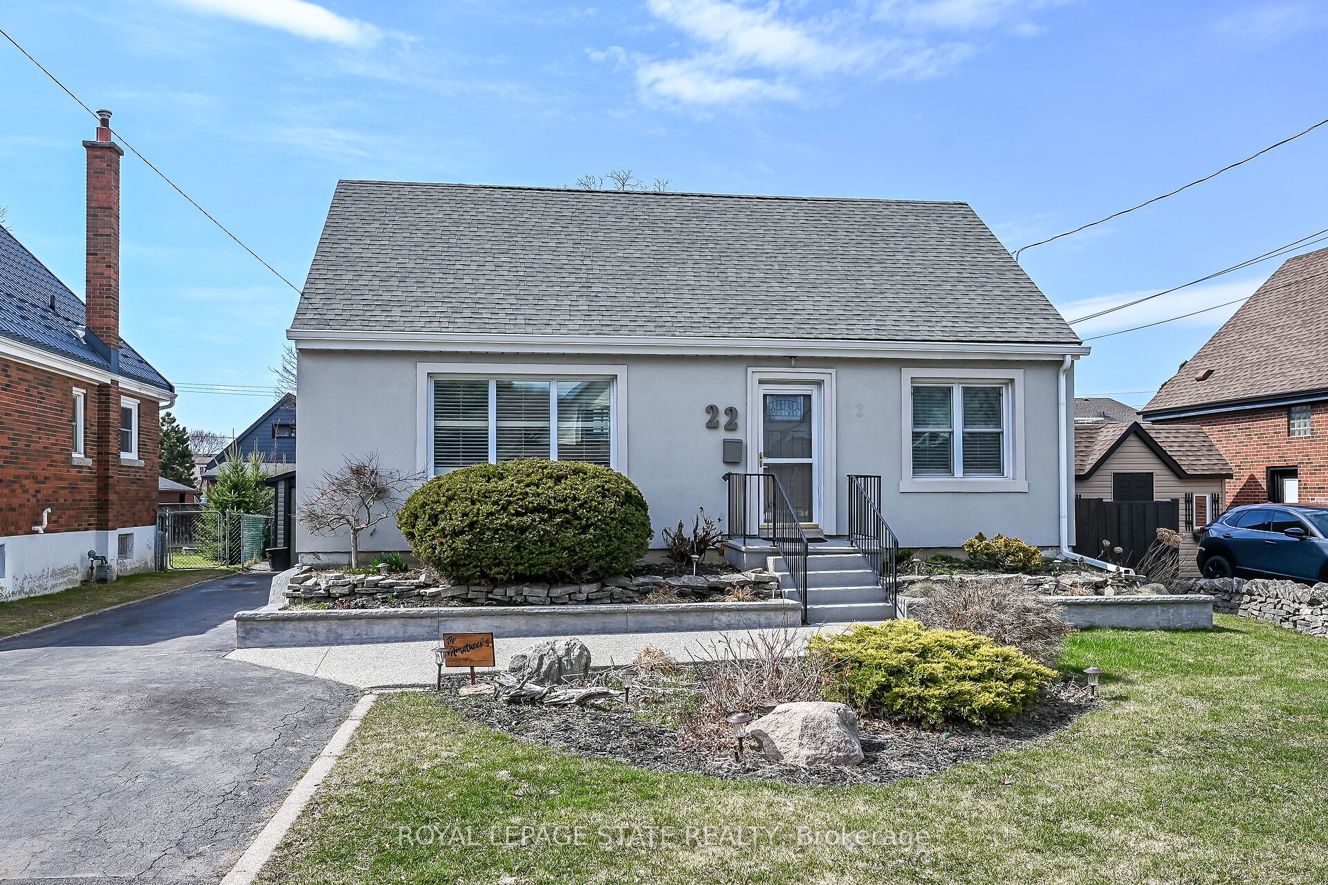 22 Marion Place, Hamilton, ON, L8G 1R7 photo 2