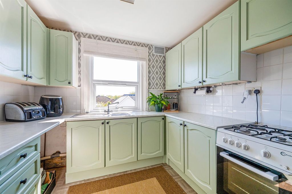 Additional image 11 of 1 bed maisonette for saleWeyhill Road, Andover SP10