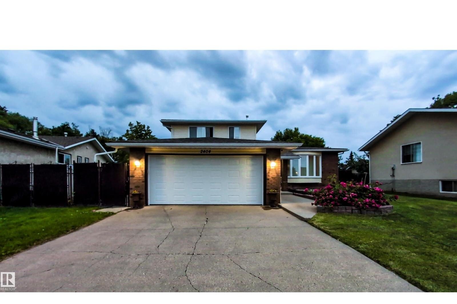 Additional image 7 of 2404 80 Street NW, Edmonton, AB, T6K3P6