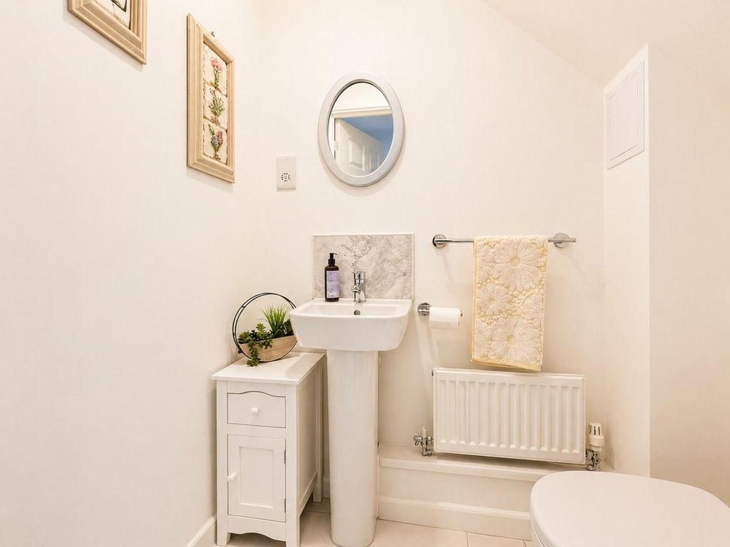 Additional image 18 of 5 bed detached house for saleChamberlayne Crescent, Berkeley GL13