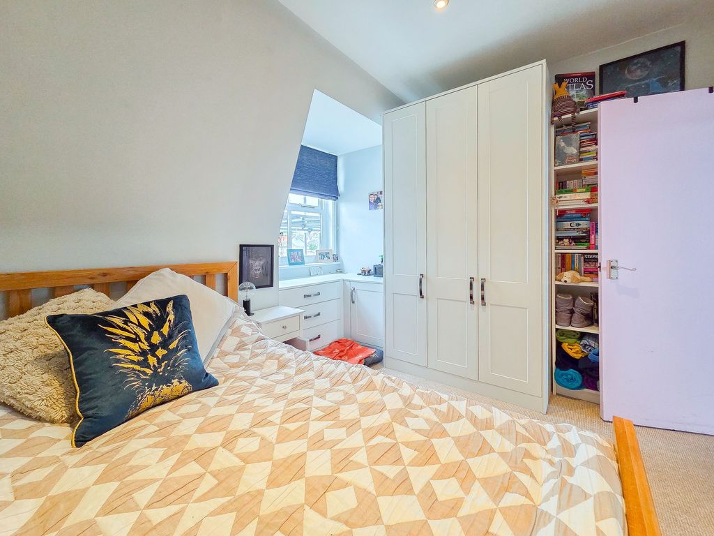 Additional image 16 of 2 bed flat for sale6 Silvertide, St Helier JE2