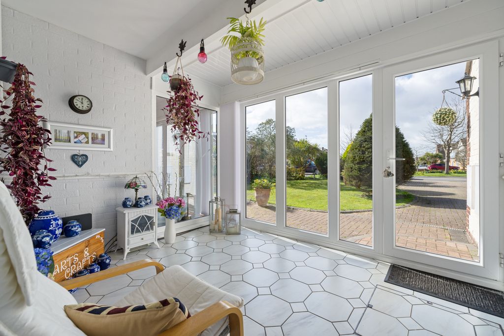 Additional image 8 of 3 bed detached house for salePriory Close, Aldwick Bay Estate, Aldwick, Bognor Regis, West Sussex PO21