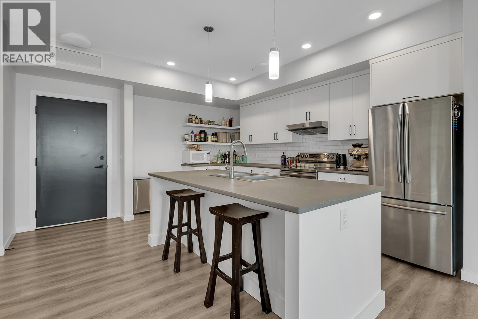 Additional image 3 of 309-1215 St. Paul Street, Kelowna, BC, V1Y2C7