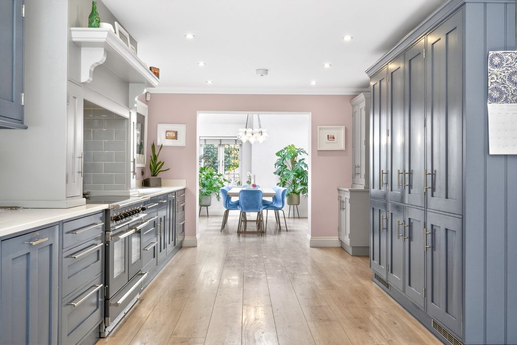 Additional image 6 of 4 bed detached house for saleQuill Hall Lane, Amersham HP6