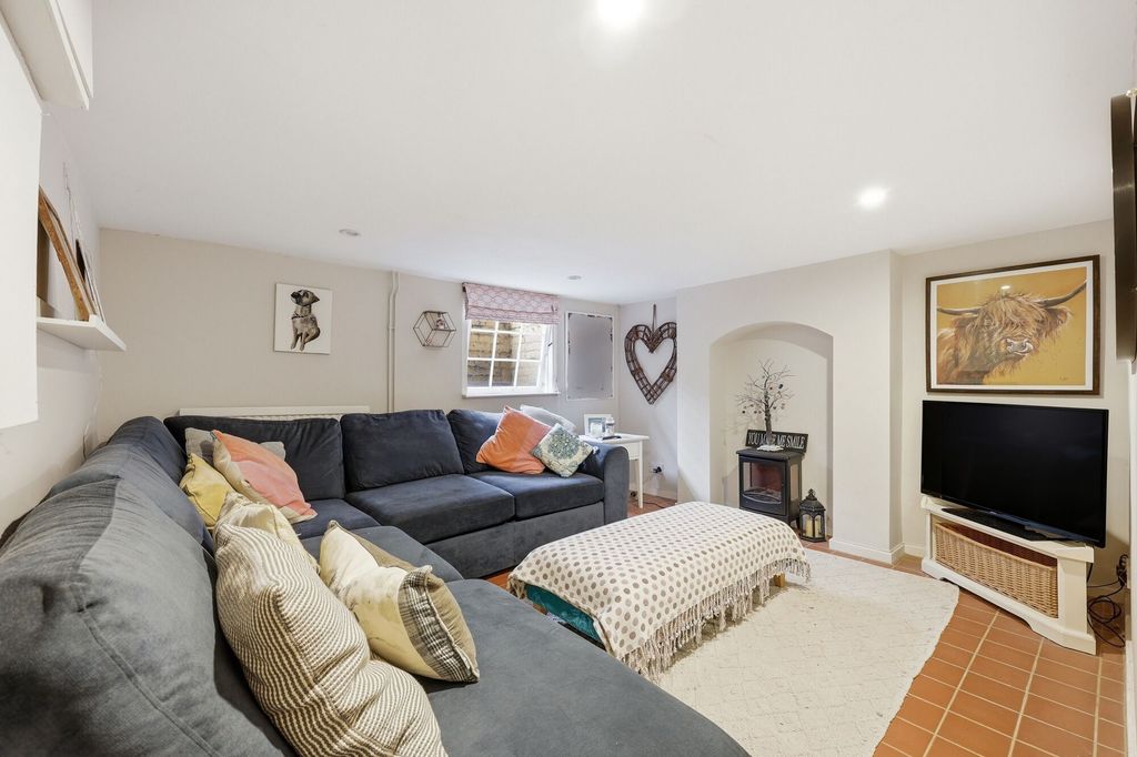 Additional image 8 of 3 bed property for saleSaffron Road, Biggleswade SG18