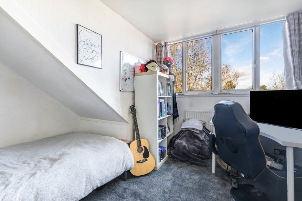 Additional image 10 of 5 bed semi-detached house for saleBarnmead Road, Beckenham BR3