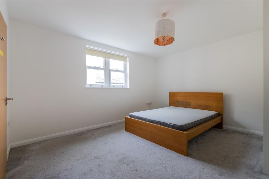 Additional image 8 of 2 bed flat for saleCathedral Road, Pontcanna, Cardiff CF11