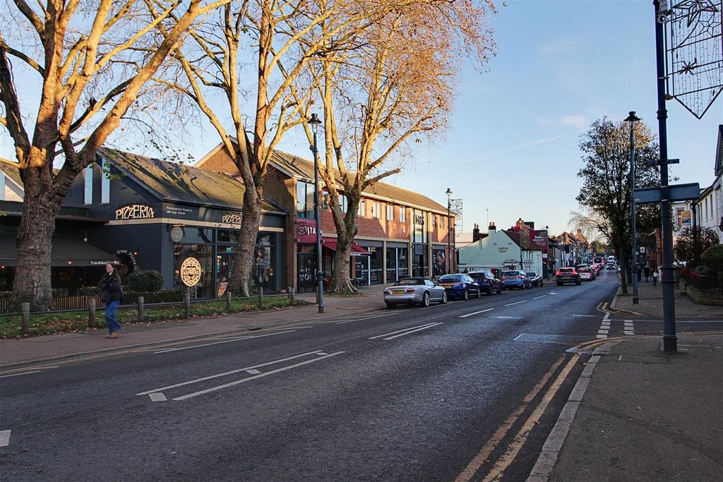 Additional image 29 of 1 bed flat for saleHigh Street, Berkhamsted HP4