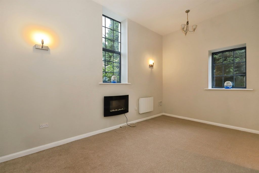 Additional image 4 of 2 bed flat for saleCastle Road, Kidderminster DY11