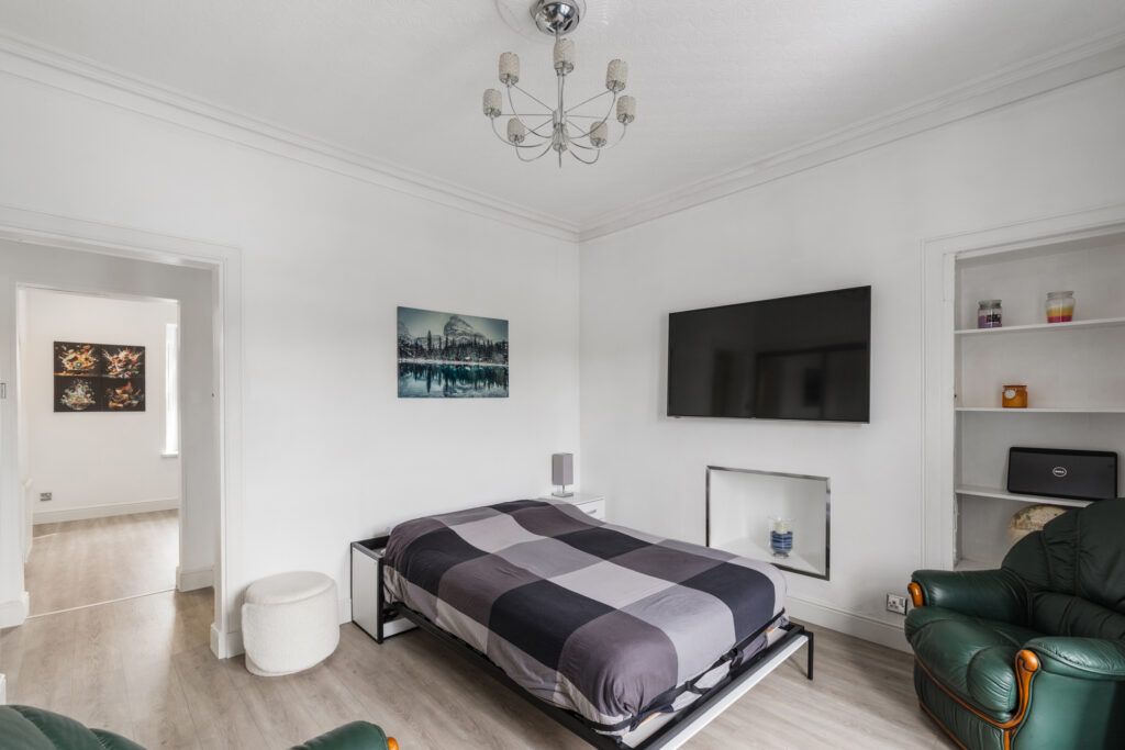 Additional image 8 of 1 bed flat for saleColbreggan Place, Hardgate G81