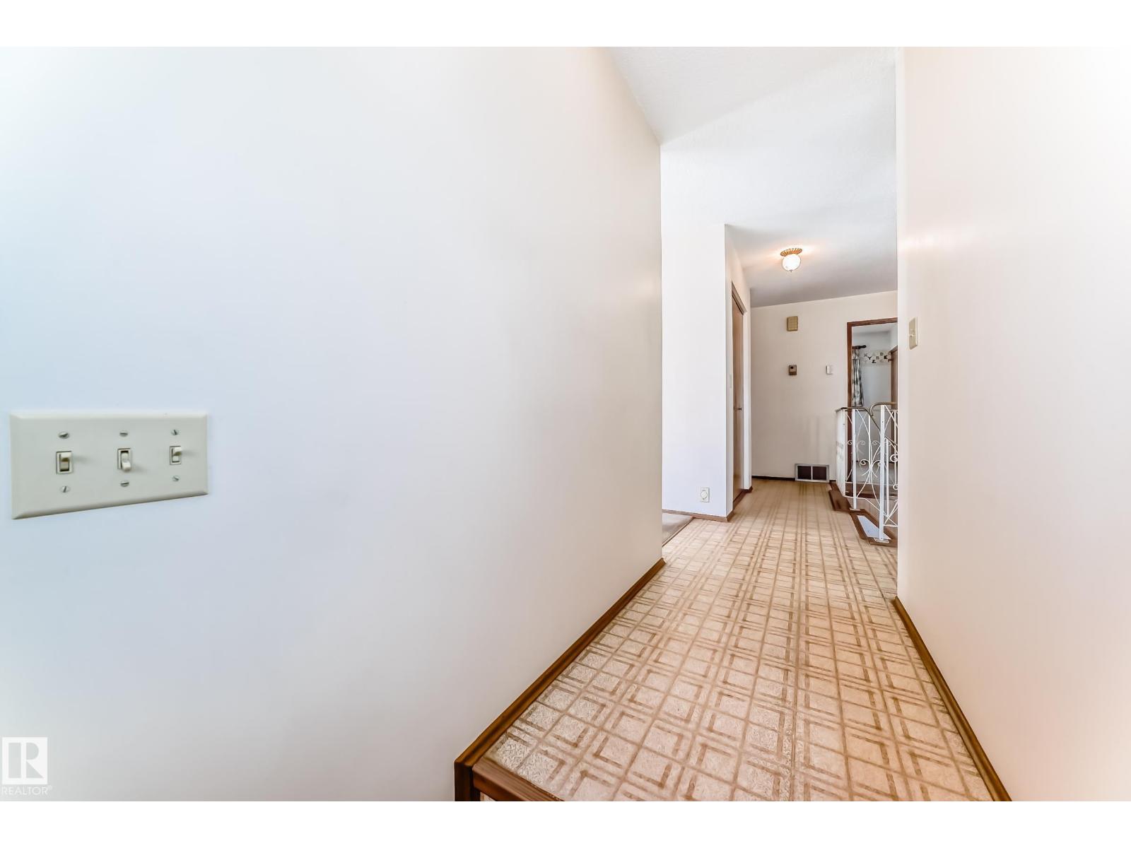 Additional image 2 of 14237 22a Street NW, Edmonton, AB, T5Y1E2