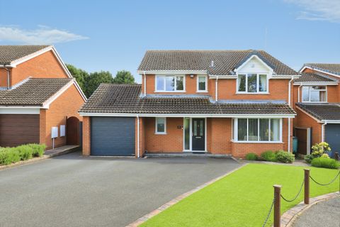 Winceby Road, Perton Wolverhampton, Staffordshire WV6