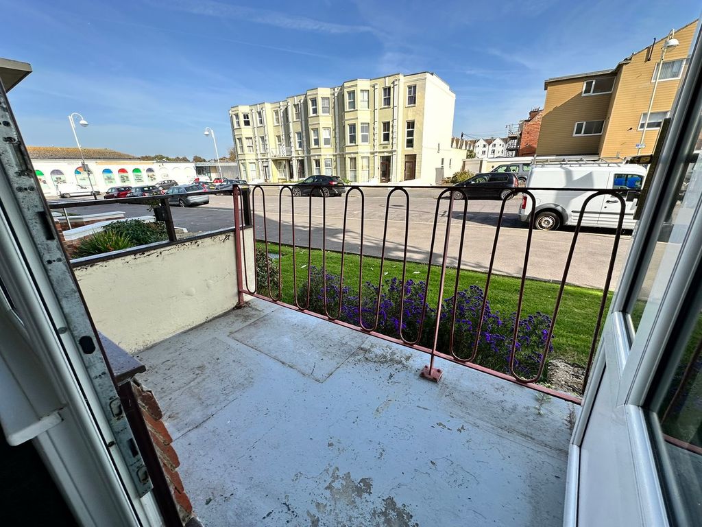 Additional image 13 of 2 bed flat for salePark Avenue, Bexhill TN39