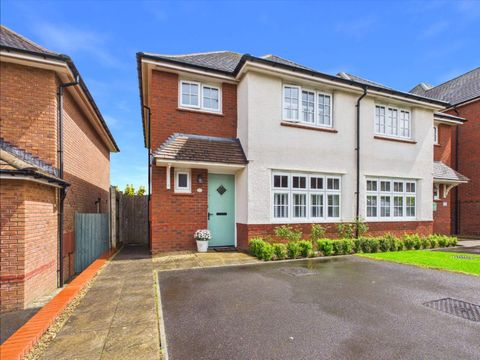 St. Philbert Street, Radyr, Cardiff CF15