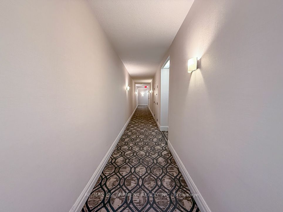 Additional image 5 of 2706-35 Kingsbridge Garden Circle, Mississauga, ON, L5R 3Z3