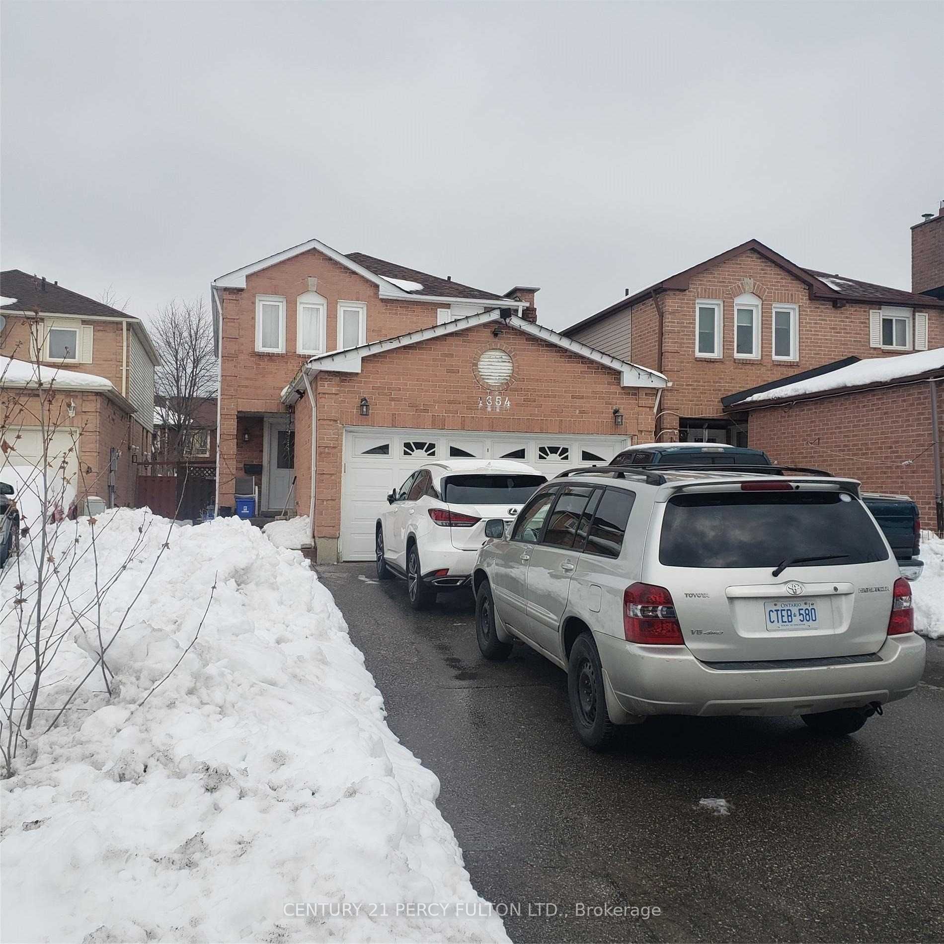 Bsmt-1654 Portland Court, Pickering, ON, L1N 5L6