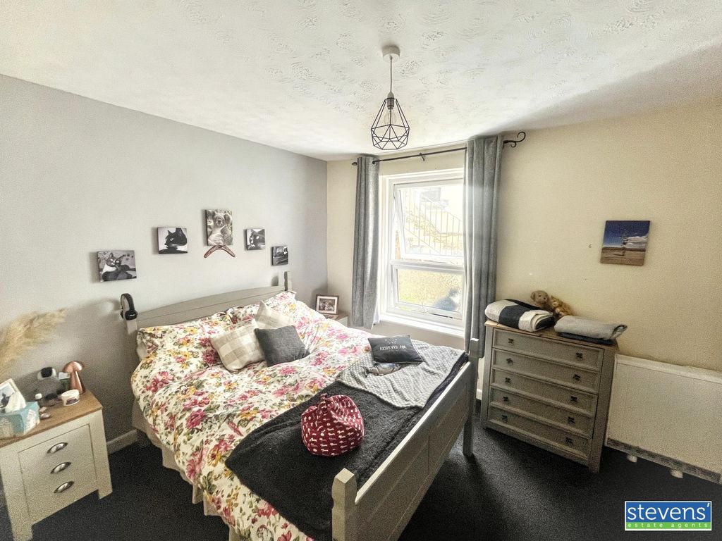 Additional image 10 of 1 bed flat for saleSt James Court, Okehampton, Devon EX20