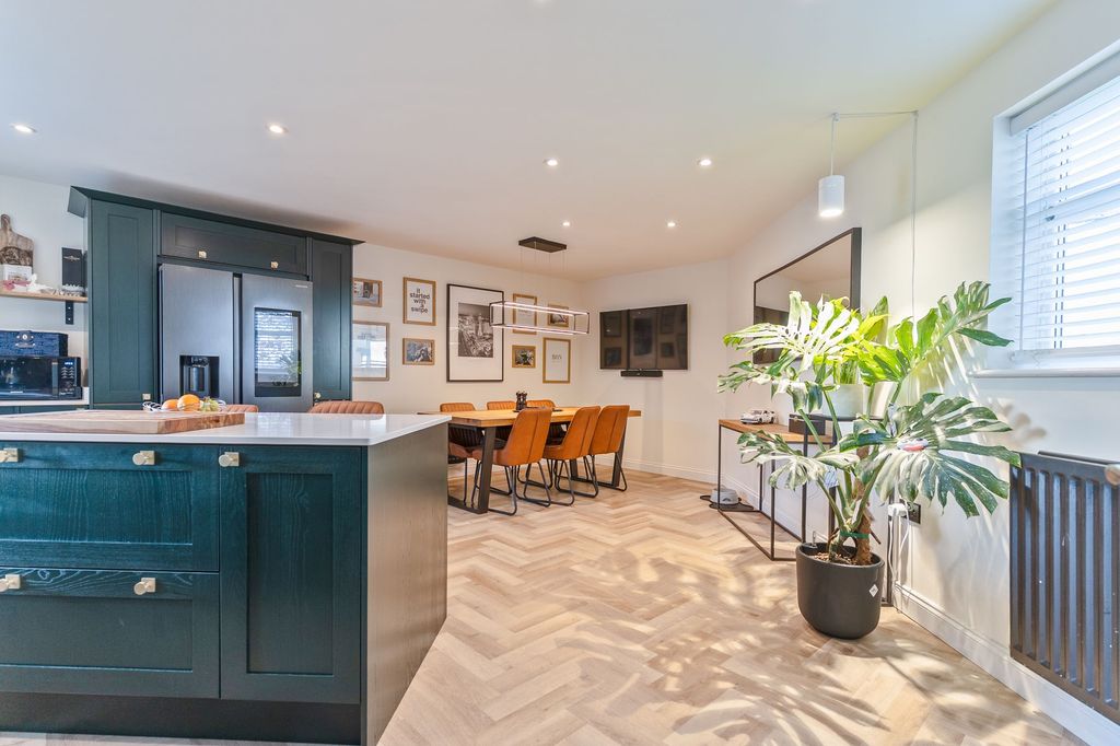 Additional image 6 of 3 bed semi-detached house for saleRidgeway Park Road, Newport NP20