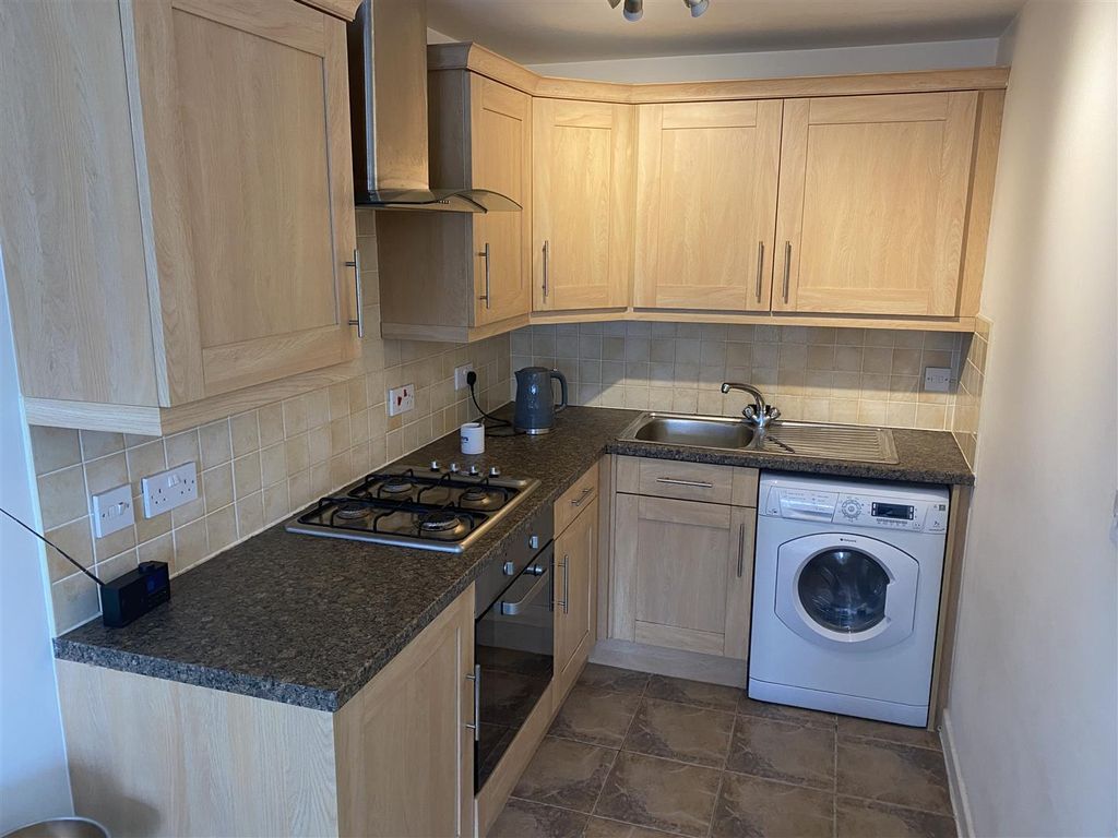 Additional image 3 of 2 bed flat for salePerrett Walk, Kidderminster DY11