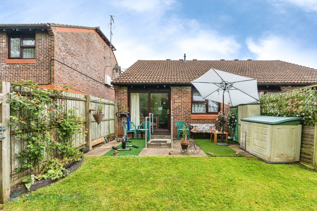 Additional image 12 of 2 bed semi-detached bungalow for saleBainton Mead, Woking, Surrey GU21