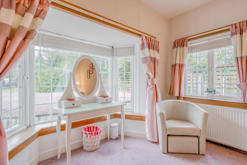 Additional image 12 of 5 bed detached house for saleThe Little House, Pier Road, Rhu G84