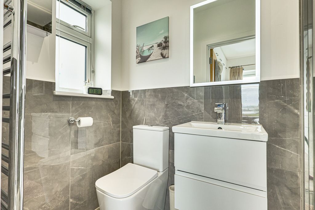 Additional image 26 of 4 bed detached house for saleCastle Road, Benfleet SS7