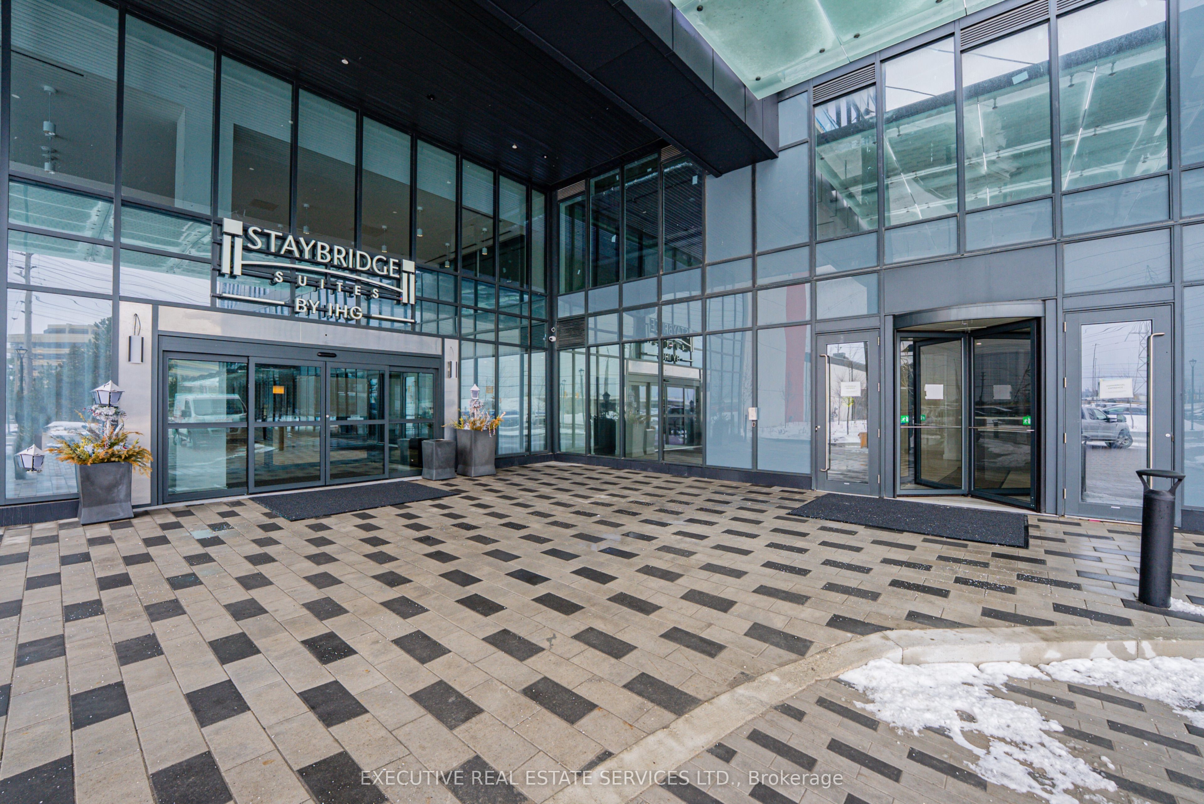 Additional image 4 of 405-996 Martin Grove Road, Toronto, ON, M9W 4V8