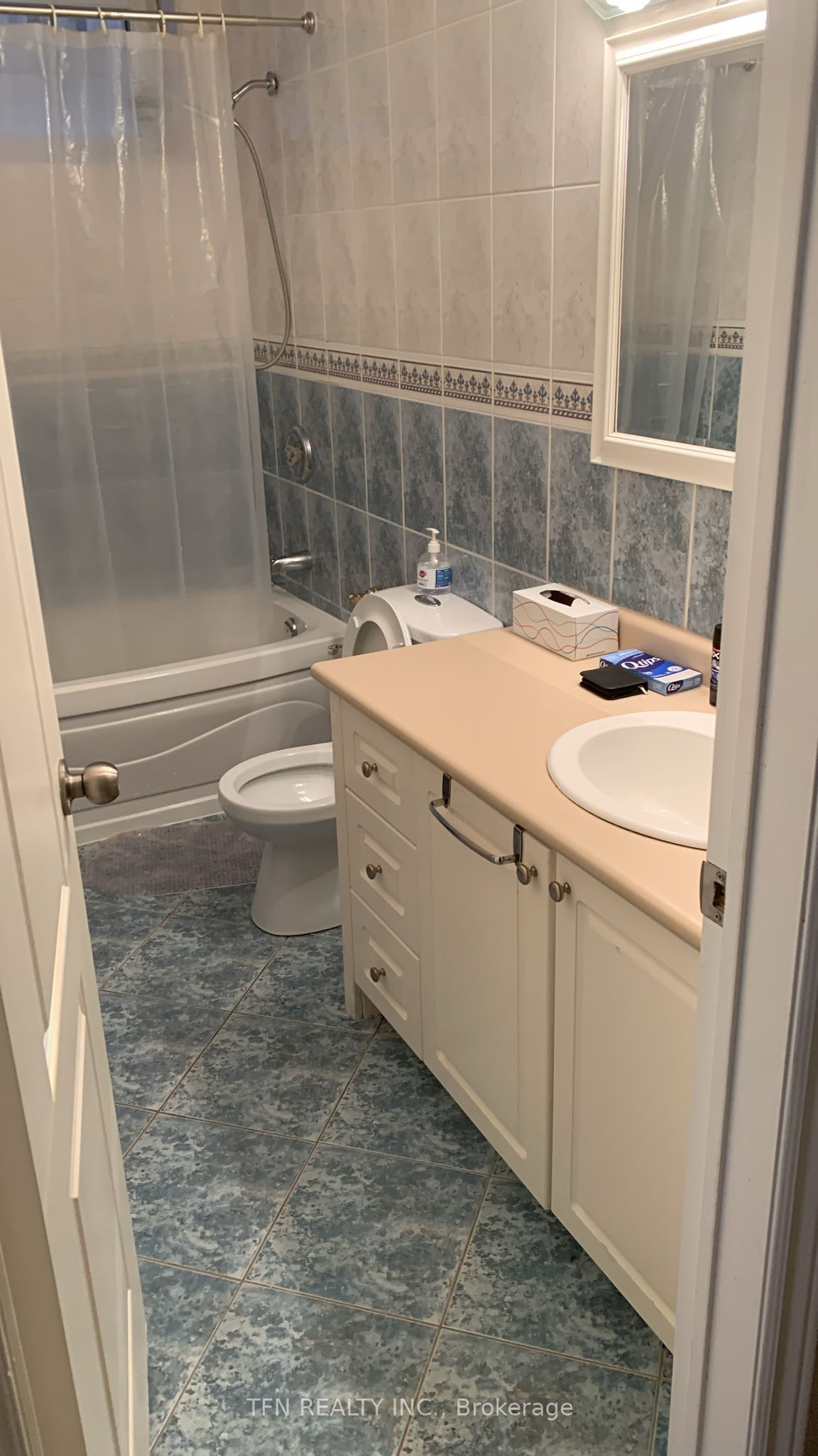 Additional image 6 of Lower-149 Cedric Avenue, Toronto, ON, M6C 3X7