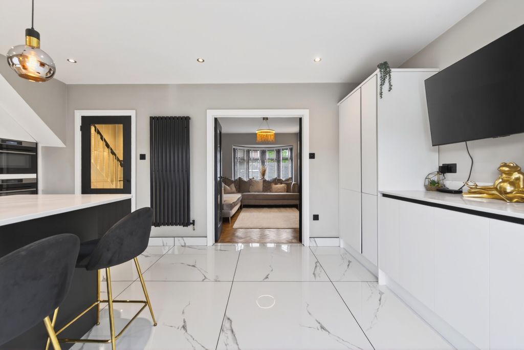 Additional image 19 of 3 bed end terrace house for saleSpringwood, Cardiff, South Glamorgan CF23