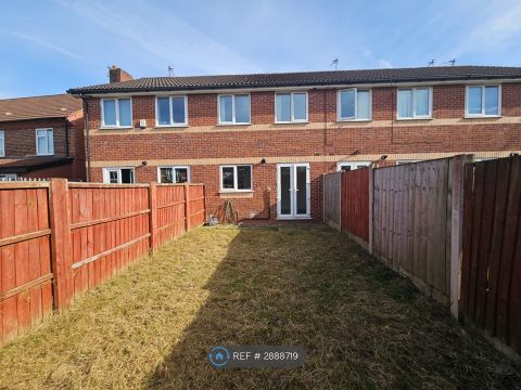 Woolfall Crescent, Liverpool L36