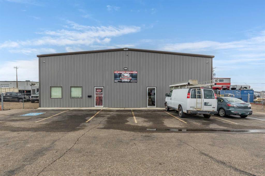 81 Brier Estates Way NW, Medicine Hat, AB, T1C0B2