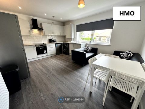 Hmo Licensed Wedderlea Drive, Glasgow G52