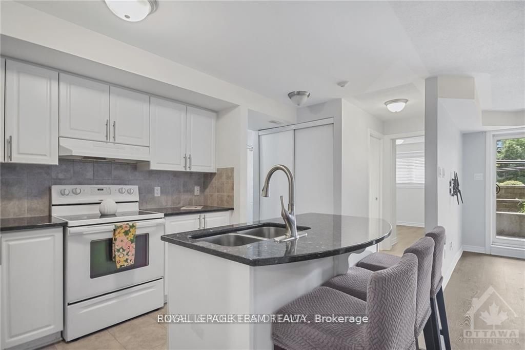 Additional image 5 of 2-46 Barnstone Drive, Ottawa, ON, K2G 4R6