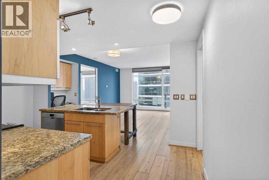Additional image 4 of 215 13 Avenue Southwest, Calgary, AB, T2R0V6