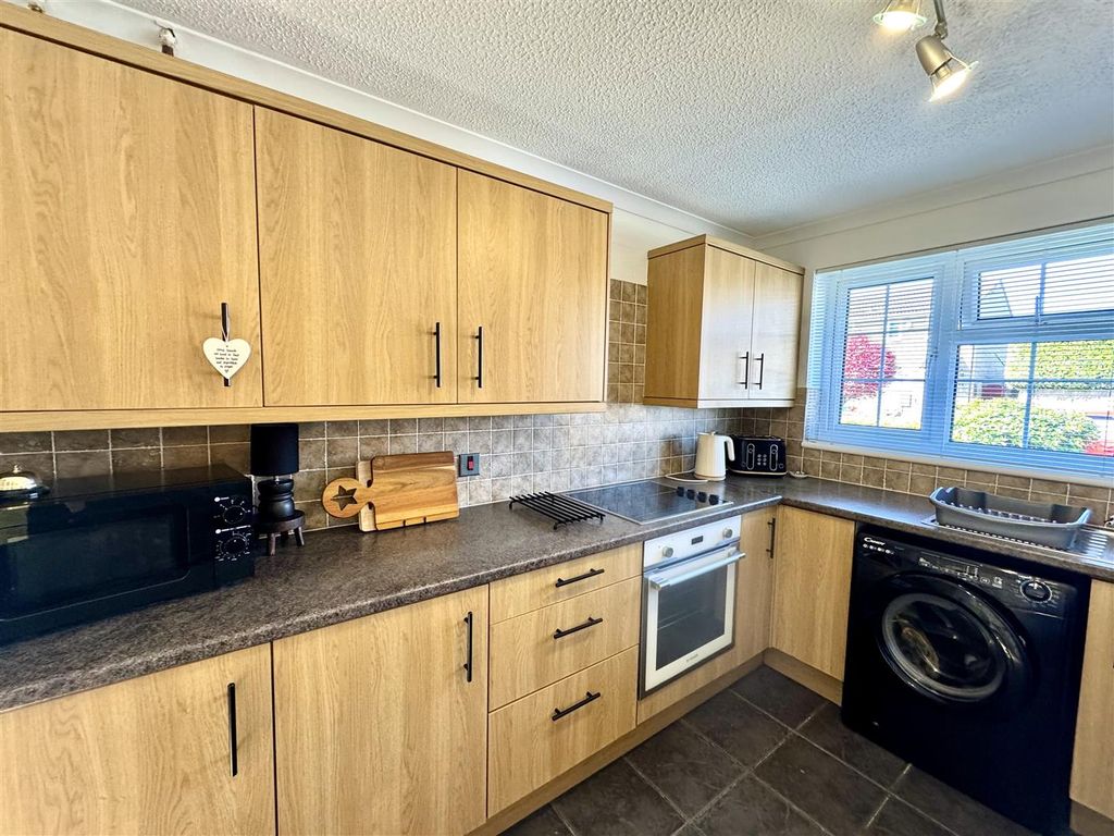 Additional image 5 of 3 bed semi-detached house for saleAcacia Avenue, Undy, Caldicot NP26