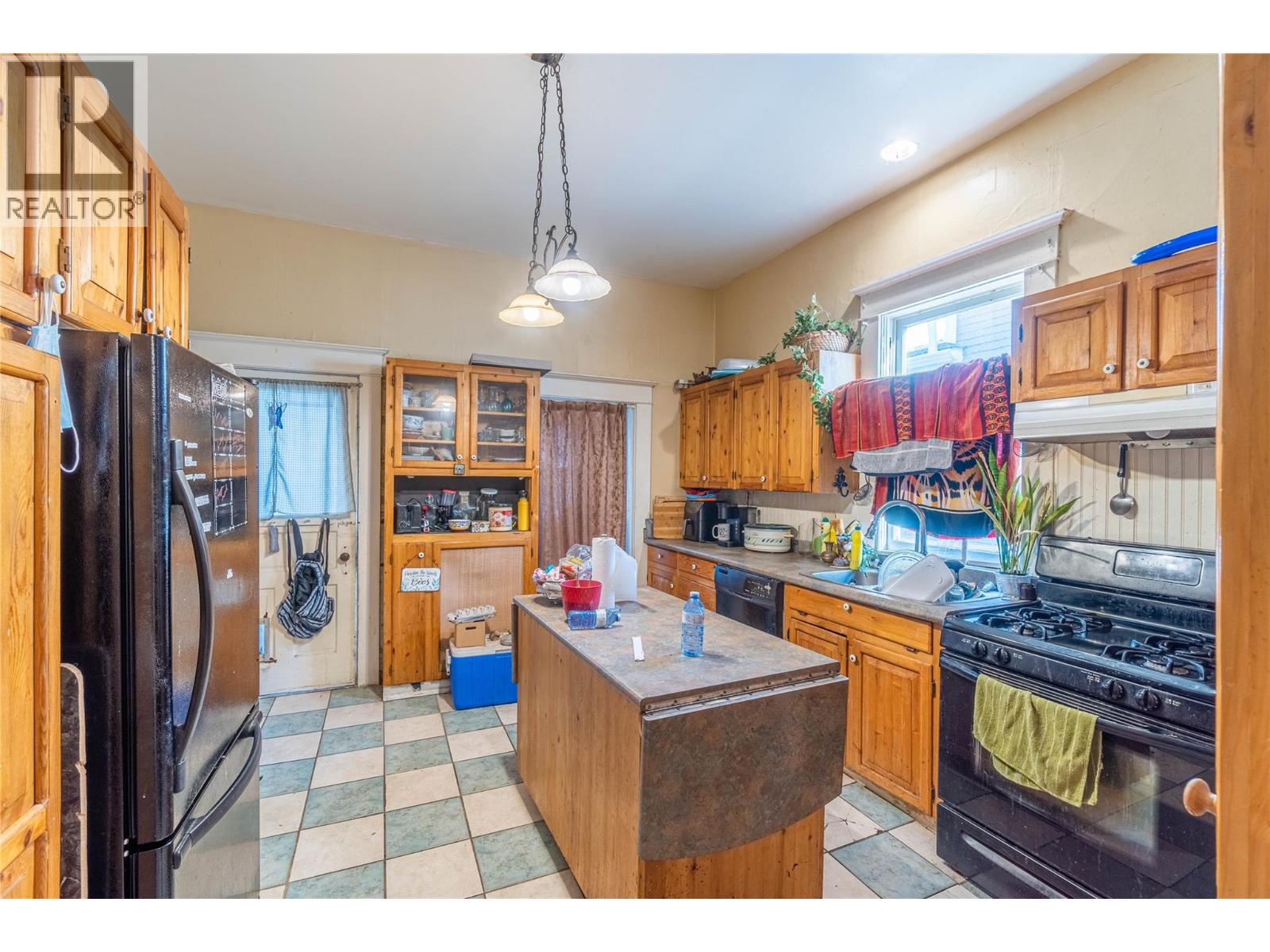 Additional image 4 of 608 St Paul Street, Kamloops, BC, V2C2K2