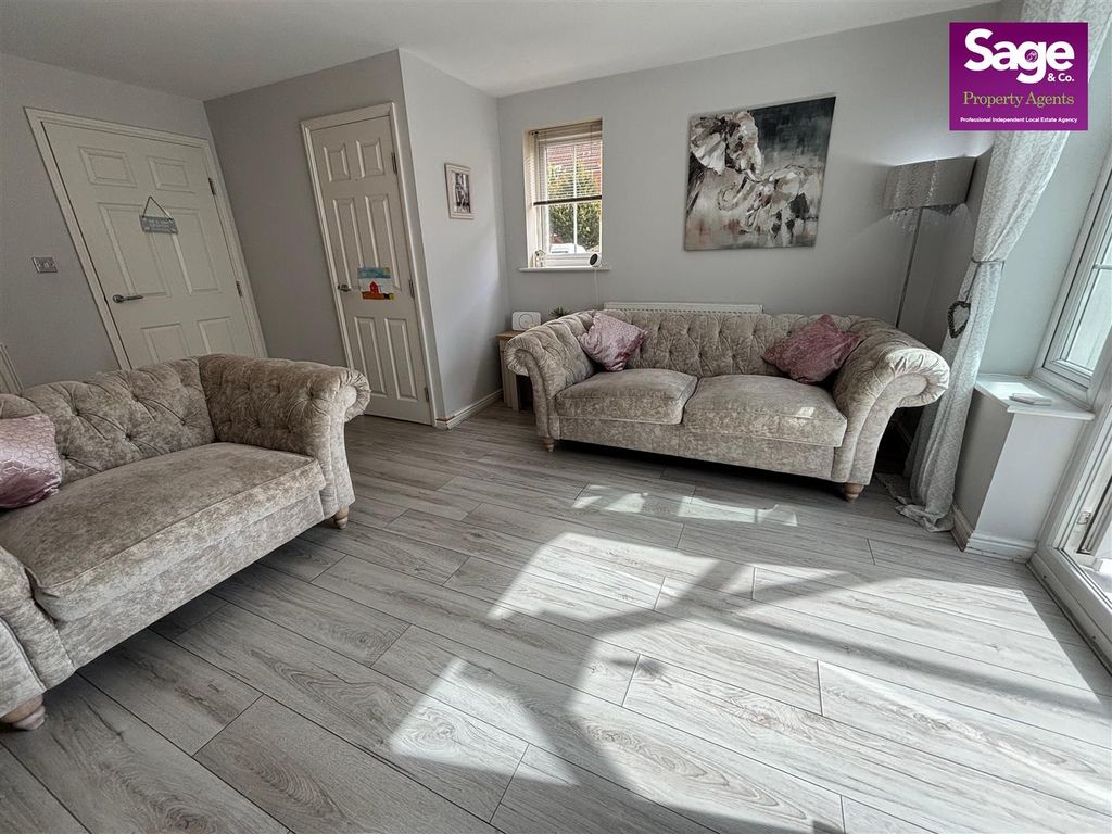 Additional image 6 of 3 bed semi-detached house for saleBlaen Bran Close, Cwmbran NP44