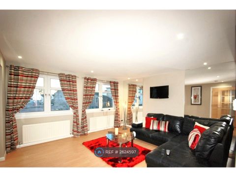 Grandholm Crescent, Aberdeen AB22
