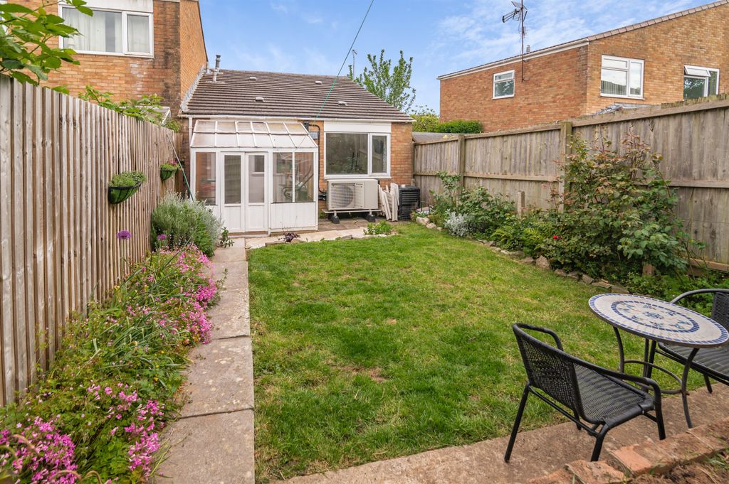 Additional image 15 of 2 bed bungalow for saleOak Close, Bulwark, Chepstow, Monmouthshire NP16