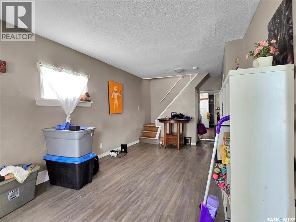 Additional image 3 of 312 E Avenue S, Saskatoon, SK, S7M1S1