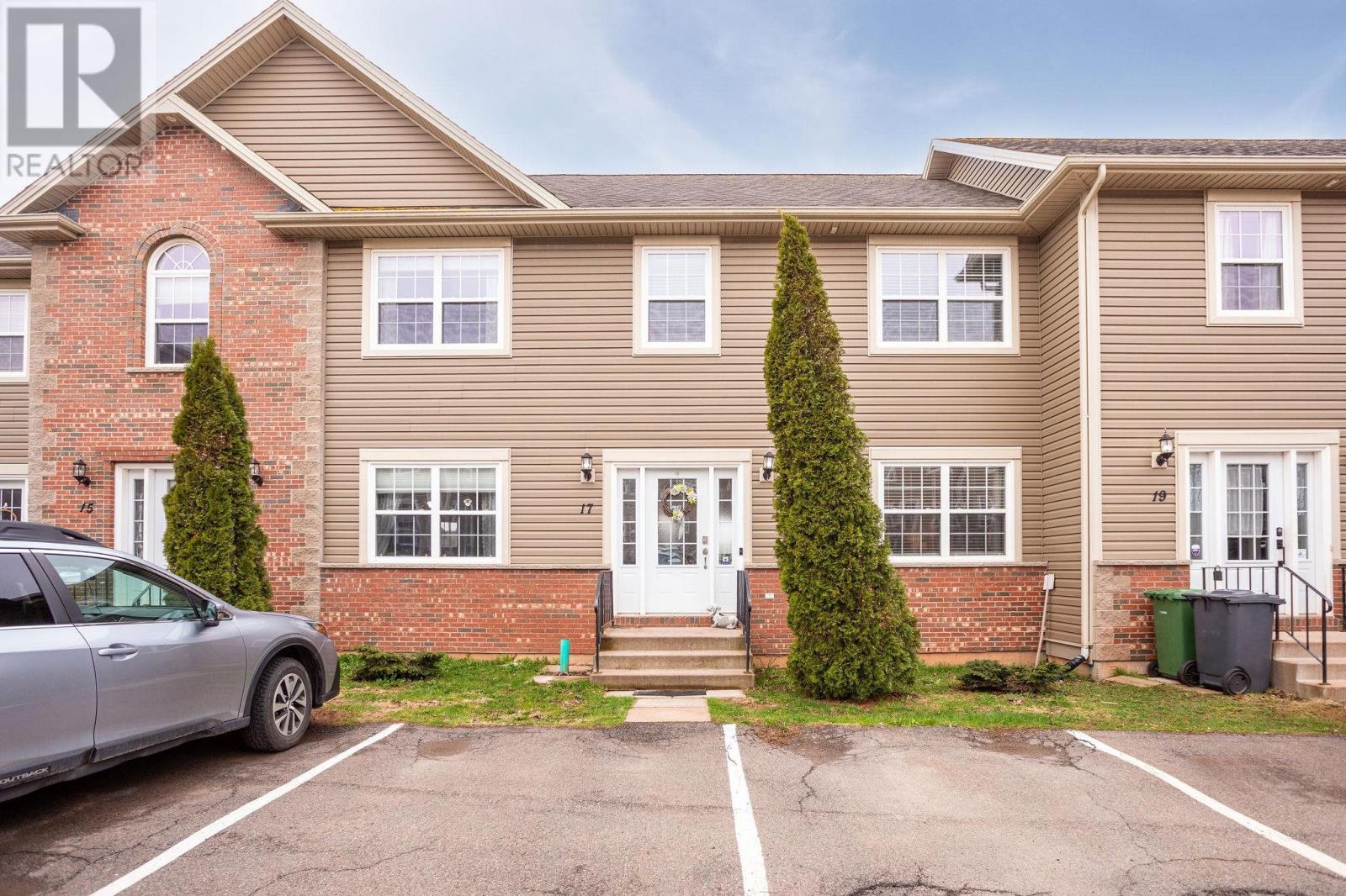 17 Cameron Heights