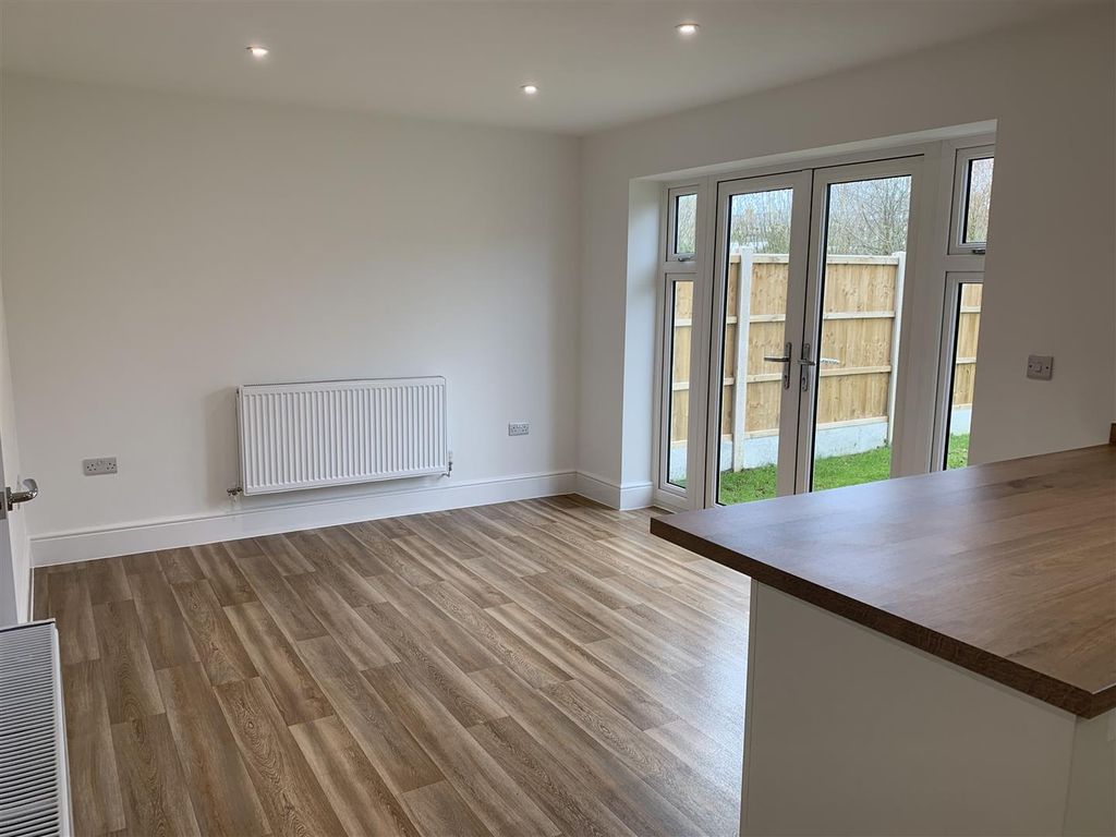 4 bed detached house for saleFlorence Fields, Leintwardine SY7 photo 3